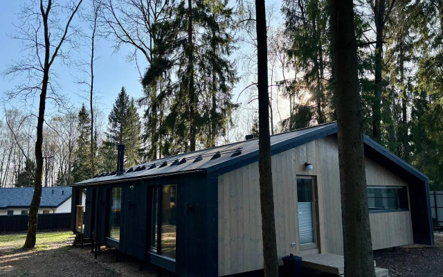 Na Smorodinovoy Private house