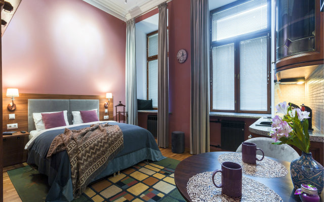 OM Apartments