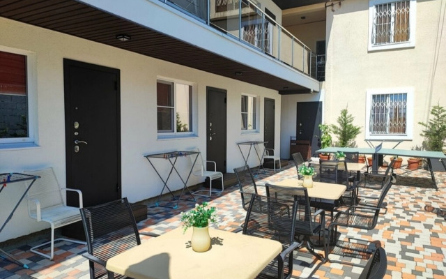 Leonardo Hotel