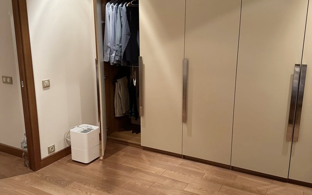 Loft Dvukhkomnatny Vozle Tsirka Nikulina Flat