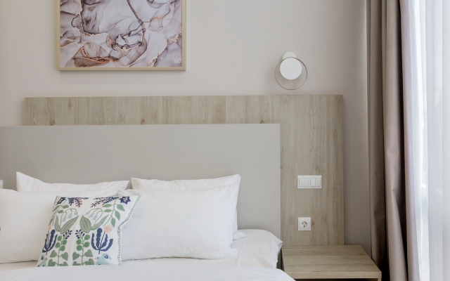 Апартаменты семейные Mirror в центре Сочи