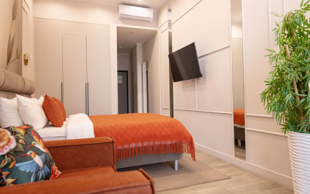 Апартаменты Уютная студия в отеле Mirror