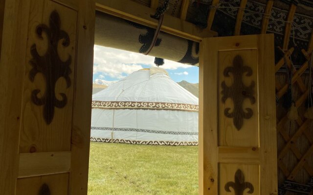 Кемпинг Yurt camp Kolsuu At Bashy