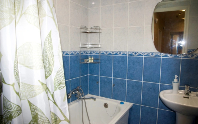 dvuhkomnatnye LYuKS na 8 etazhe Barbaris  Apartments LUX