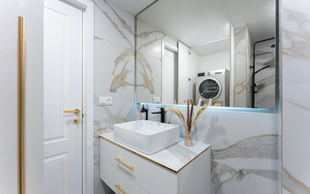 KeyGo #0131, 1 Bedroom, Designed, City Center Apartments