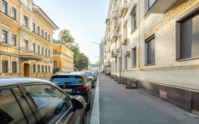Na 1-M Monetchikovskom Pereulke 8 Apartment