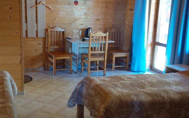 U Goryi Lyubava Guest House