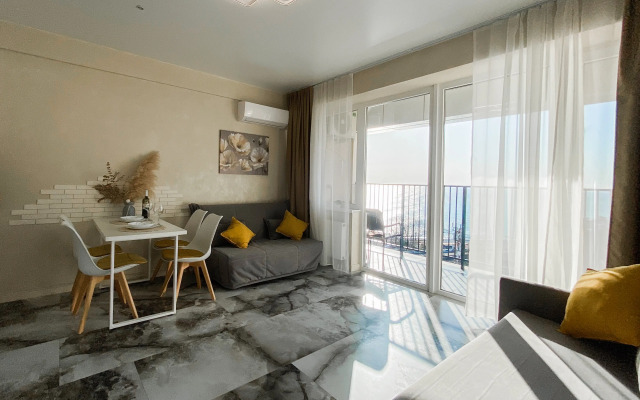 Апартаменты Студия с видом на море с 2мя диванами