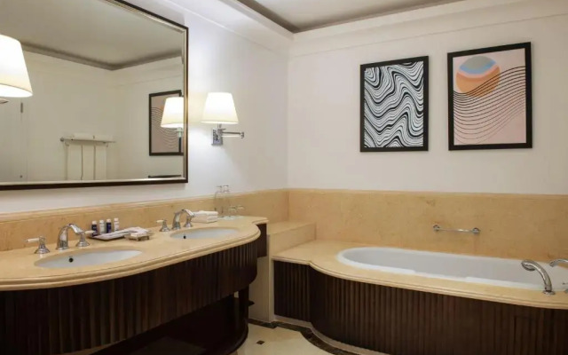 The Westin Dubai Mina Seyahi Beach Resort & Marina