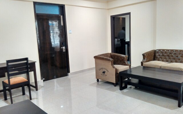 Hotel Raj Vista Suites & Convention