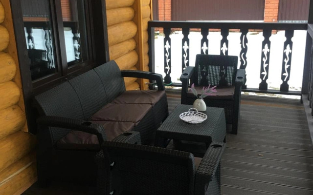 Частный дом Дом у озера