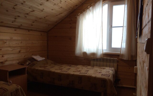 Admiral Uyutny Prichal Guest House