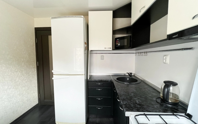 Квартира 2-комнатная на Коминтерна 17