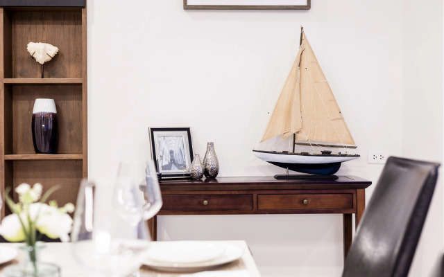 Karon Beach Residence Phuket Apartment hotel