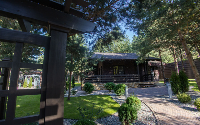 Guest house Park-Otel "petrovskie Parusa"