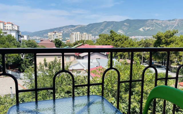 Alina Guest House