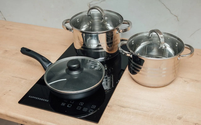 Квартира с Мансардными Окнами и Видом на Море