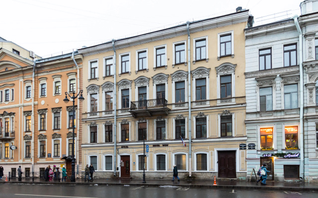 Nomera near Hermitage Hotel (ex. Wow Hermitage)