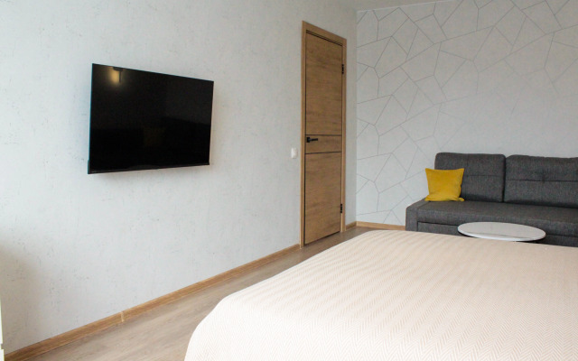 Апартаменты Однокомнатная светлая квартира