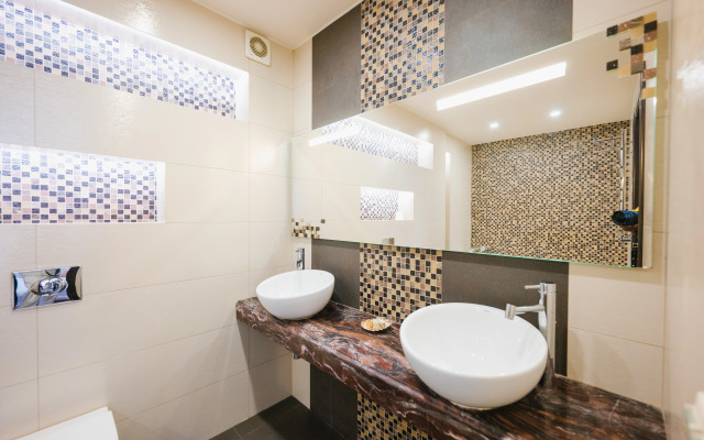 Tishina I Pokoy Flat