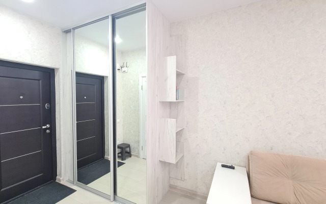 Studiya S Balkonchikom V Kurortnom Gorodke Flat