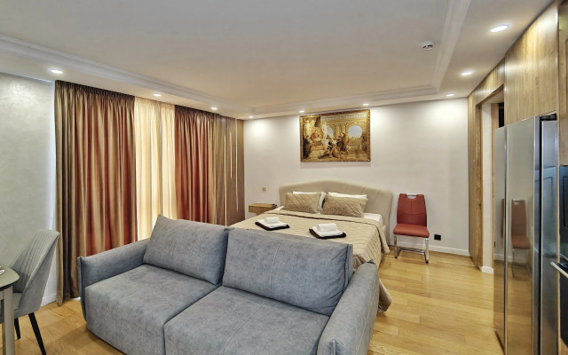 Квартира В Прeмиум Комплeксe Гpаф Тoлcтoй