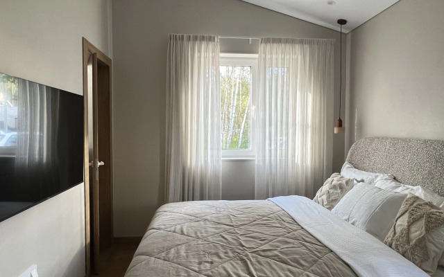 Частный дом с сауной и камином вблизи заповедного озера