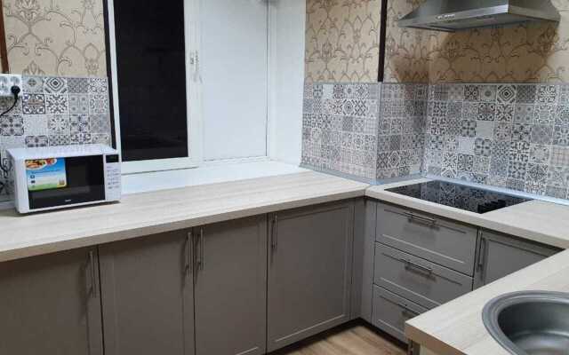 On Paveletskaya Lodging Houses