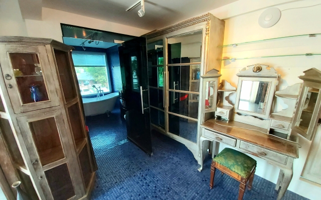 Sea Cave Villa