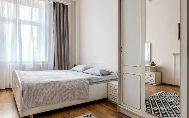Vorota Minska Zhd Vokzal Apartments