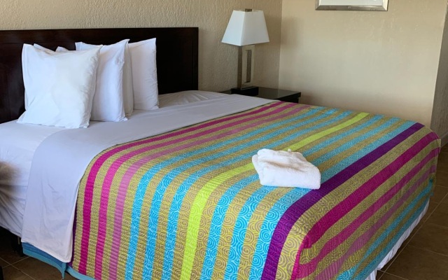 Apm Inn Hotel