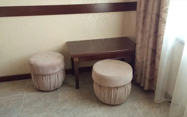 Отель Нитрон