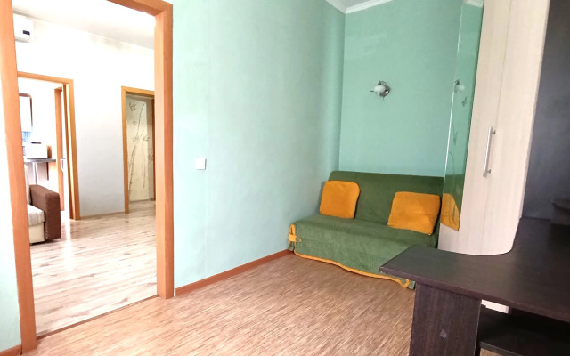 Dvuhkomnatnaya Kvartira V Tsentre "Orhideya ot MOIApart" Flat
