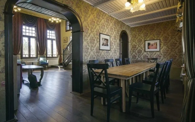 Co Svoim Bannym Kompleksom I Baccejnom Private House