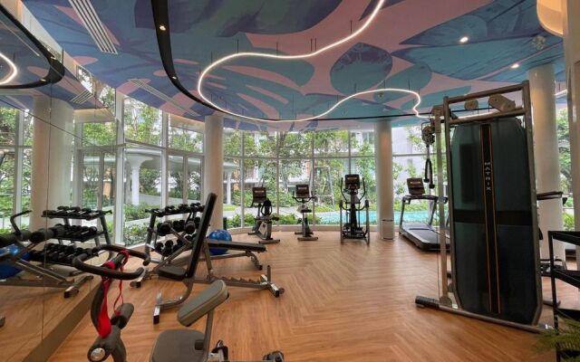 Phyll Phuket by NLA Apartment