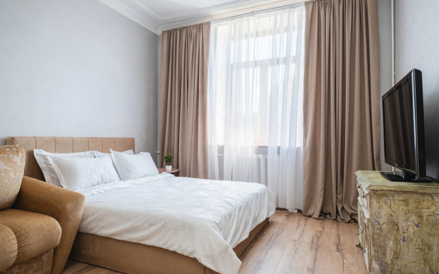 Dvukhkomnatnaya Vozle Vokzala Flat