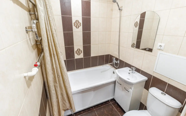 U Transportnoy Akademii Flat