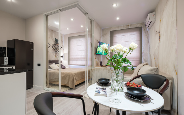DVA GORODA u metro Spartak Flat Apartments