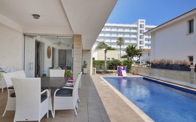 Villa Sommare Beach,