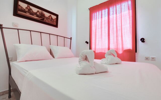 SHaYaSH Brand ApartmentsTLV BY21