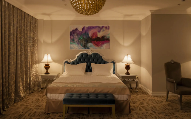 BRISTOL Central Park  4*