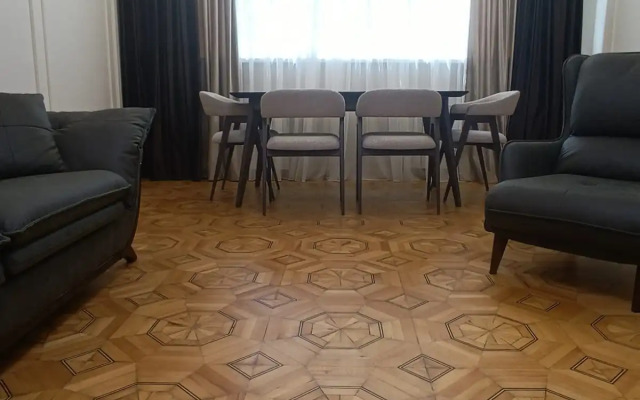RentInnYerevan Vardanants 5A Apartments