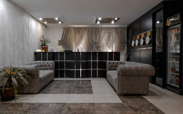 Marton Oka Hotel