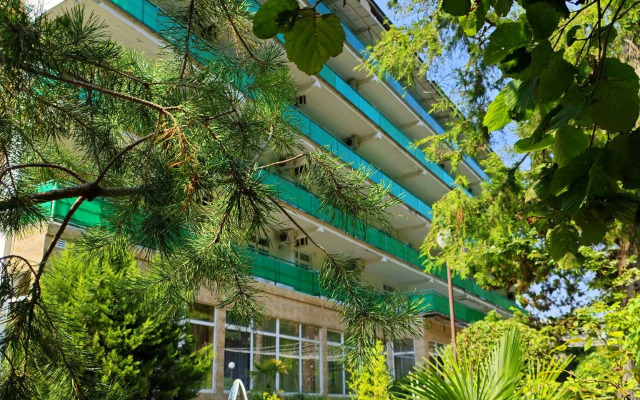 Yuzhnyij Hotel