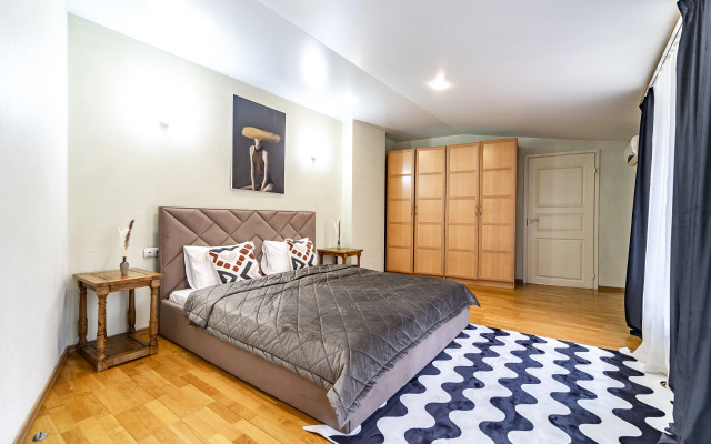 Апартаменты на Конюшенной 15