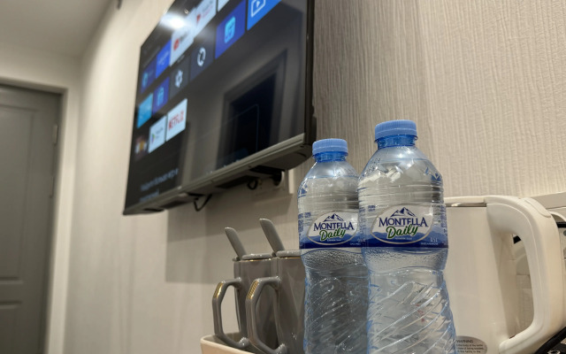 Afsona Hotel