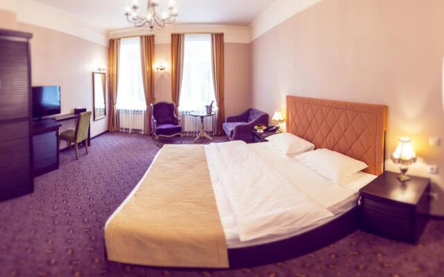 Gayd Park Hotel