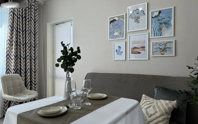 V ZHK Entuziastov Apartments