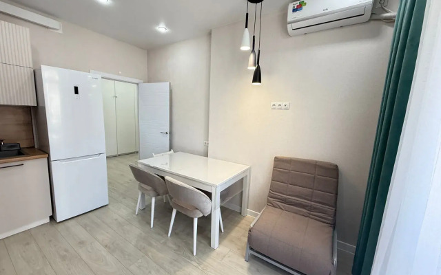 Квартира с Бассейном в ЖК Кипарис 18