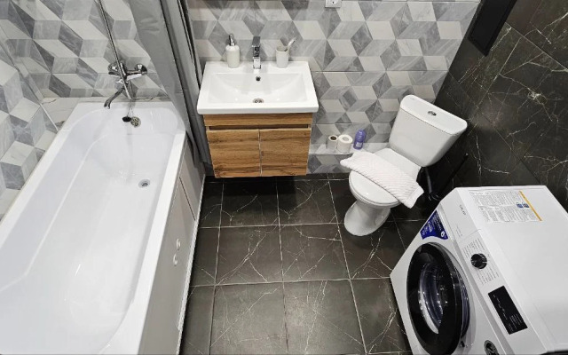 Апартаменты с современным ремонтом и панорамным видом из окна